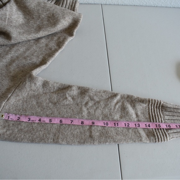 by Anthropologie Womens Tan/Brown Margarita Button Shoulder Tunic Sweater XSmall - Picture 11 of 11